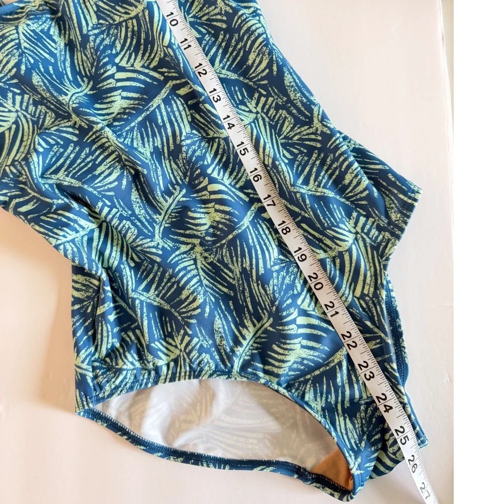 LL Bean Womens Blue Green Tropical Palm Leaf One Piece Swimsuit UPF 50+ Size 8‎